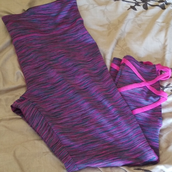 Women's yoga pants capri length - Picture 1 of 3